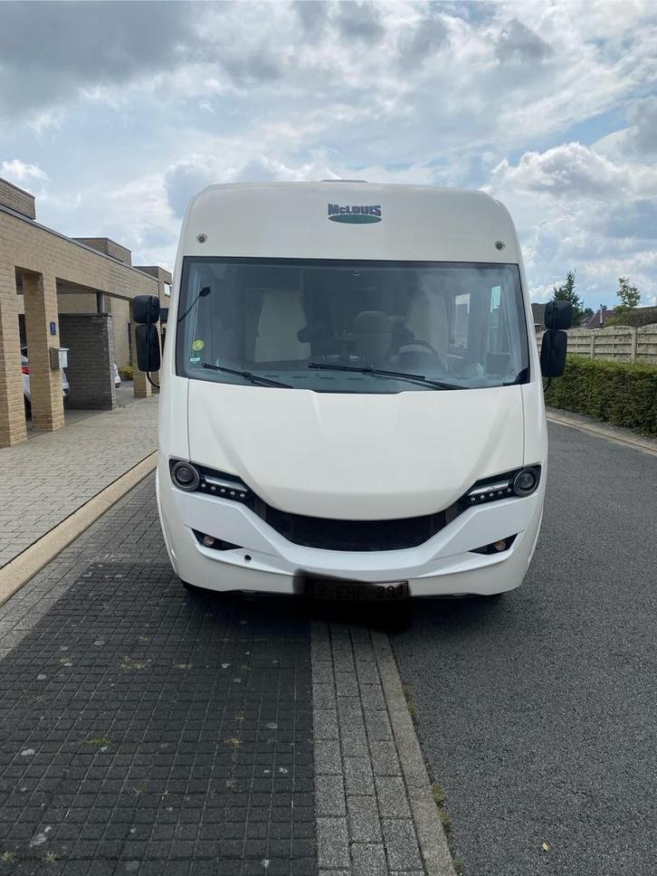 Mv Louis nevis 872 4 persoons met Queensbed en hefbed, Caravans en Kamperen, Mobilhomes, Particulier, tot en met 4, Integraal