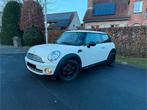 mini One 1.4i Automaat Benzine Gekeurd voor verkoop, Auto's, Mini, Voorwielaandrijving, 4 zetels, Zwart, 4 cilinders