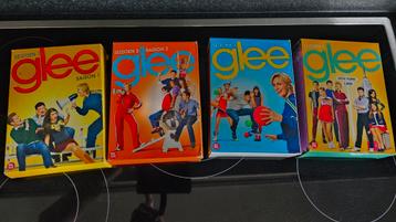 GLEE seizoen 1,2,3 en 4 beschikbaar voor biedingen