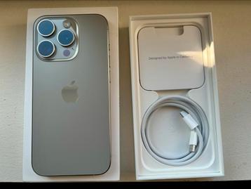 iPhone 15 pro 128 GB ( natural titanium)