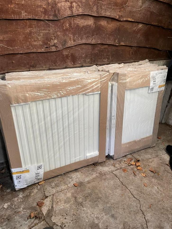 Radiatoren NIEUW!!, Doe-het-zelf en Bouw, Verwarming en Radiatoren, Zo goed als nieuw, Ophalen