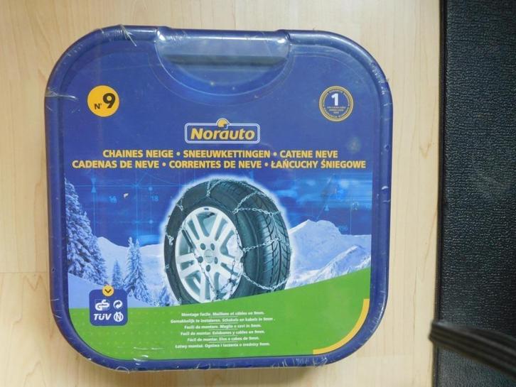 NIEUWE NORAUTO sneeuwkettingen nooit gebruikt Montage 5', Auto diversen, Sneeuwkettingen, Nieuw, Ophalen
