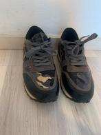 Valentino Garavani Rockrunner – Maat 41 – Zo goed als nieuw, Ophalen, Zo goed als nieuw, Sneakers