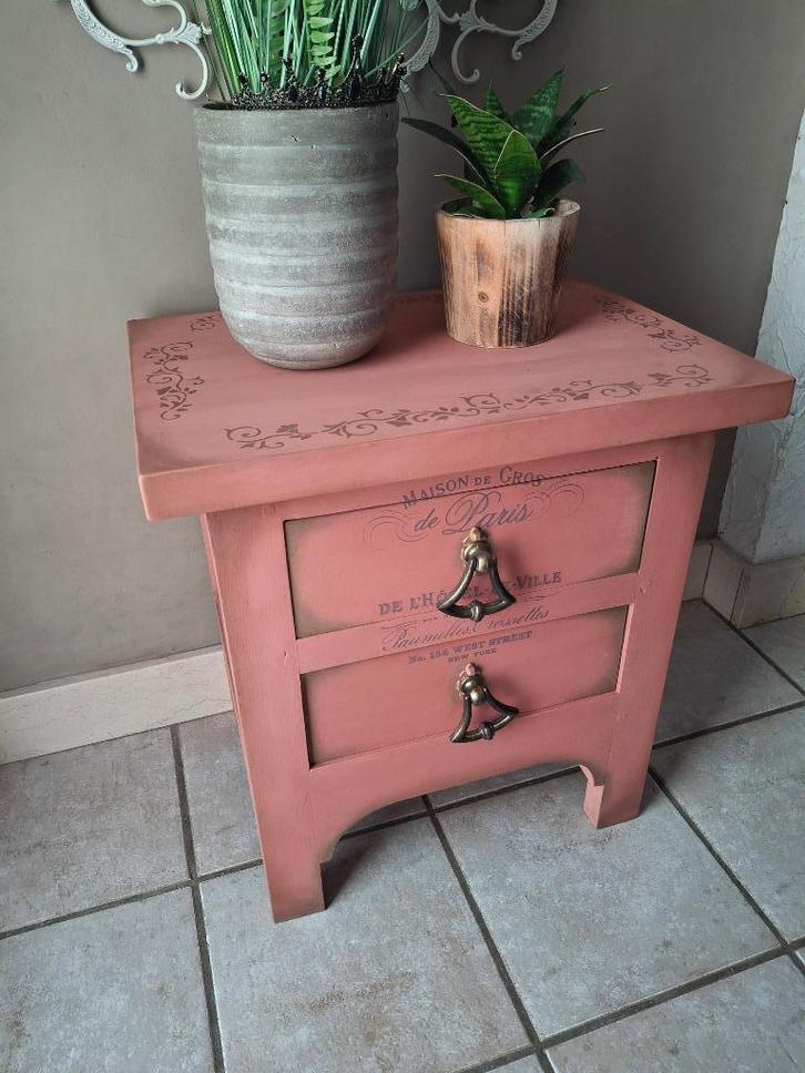 Vintage kastje scandinavian pink, Huis en Inrichting, Kasten | Overige, Zo goed als nieuw, Ophalen