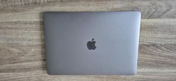 Macbook air beschikbaar voor biedingen