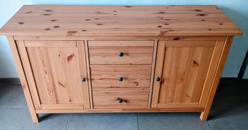 Houten Dressoir. beschikbaar voor biedingen