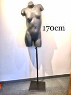 Mannequin femme sur pied / présentation de vêtements, Utilisé, Mannequin