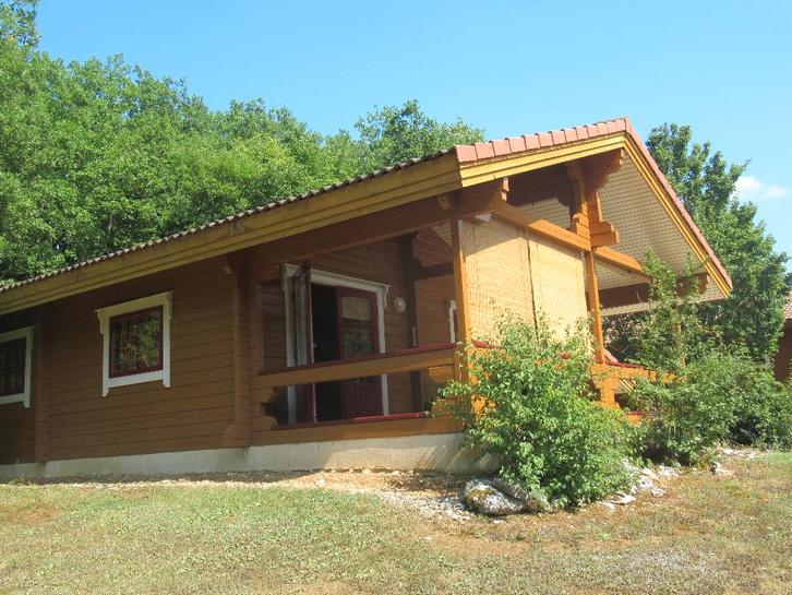 Vend chalet type finlandais région Cahors France, Immo, Maisons à vendre, 500 à 1000 m², Maison individuelle