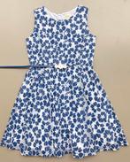 Robe fleurie Yumi bleu/blanc 146-152 NEW, Enfants & Bébés, Vêtements enfant | Taille 152, Fille, Robe ou Jupe, Enlèvement ou Envoi