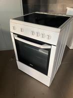 Cuisinière + four electrique, Electroménager, Cuisinières, 85 à 90 cm, 4 zones de cuisson, Enlèvement, Utilisé
