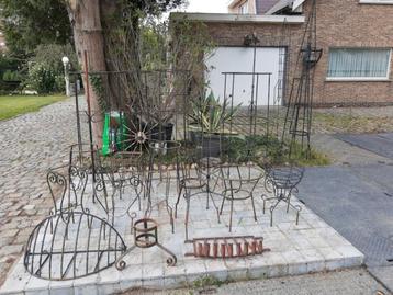 Bloemenstaanders Allerlei beschikbaar voor biedingen
