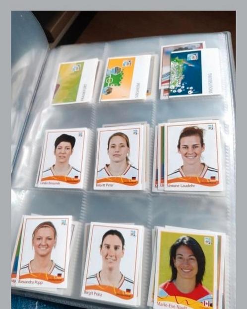 87 Stickers GERMANY 2011 WOMENS PANINI, Collections, Articles de Sport & Football, Enlèvement ou Envoi