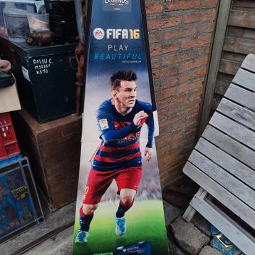 Messi in karton . Fifa 16 . beschikbaar voor biedingen