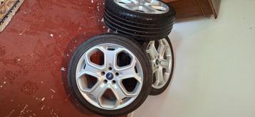 ORIGINELE  FORD C-MAX VELGEN + BANDEN  225 40 R18  beschikbaar voor biedingen