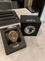 Versus Versace horloge in nieuwstaat!, Handtassen en Accessoires, Ophalen of Verzenden