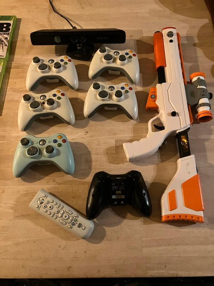 Xbox 360 2 stuks mega bundel, Consoles de jeu & Jeux vidéo, Consoles de jeu | Xbox 360, Comme neuf, Enlèvement