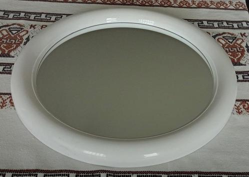 Ronde Spiegel Wit Binnen Maat 30 CM En Buiten Maat 38 Cm !!!, Huis en Inrichting, Woonaccessoires | Spiegels, Zo goed als nieuw