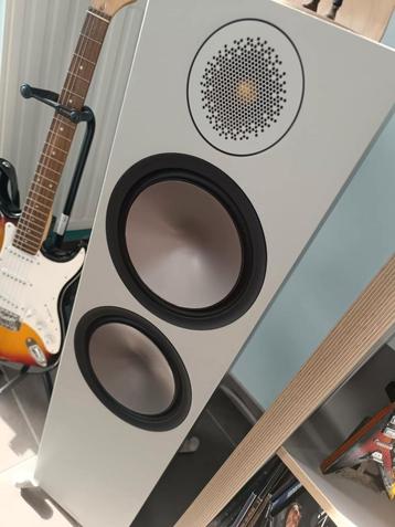 Enceintes MONITOR AUDIO BRONZE 500 beschikbaar voor biedingen