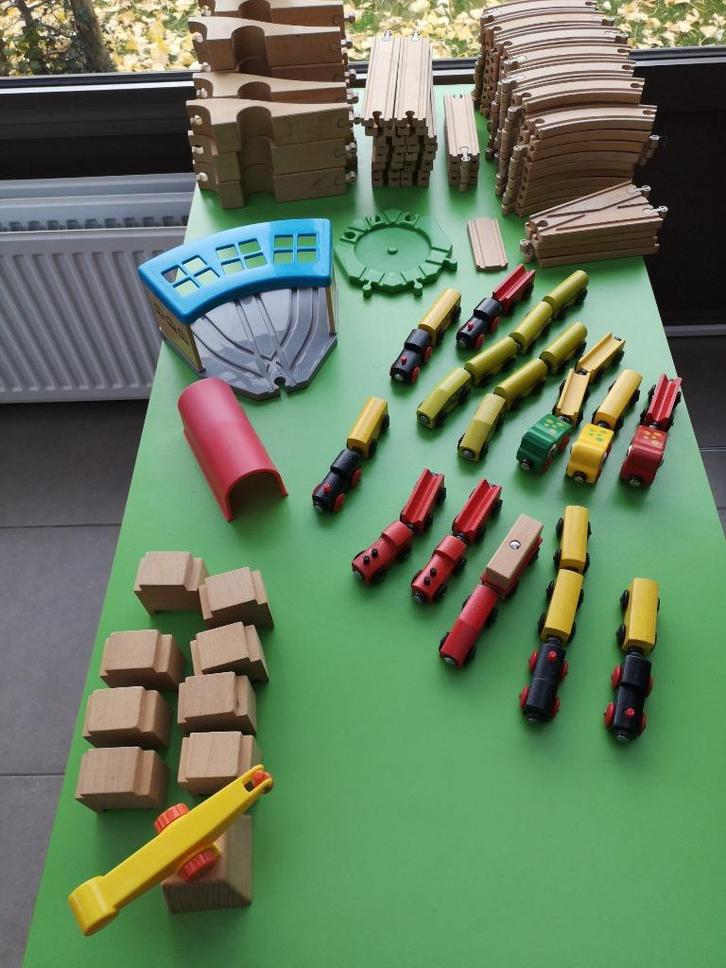 Houten treinsporen LILLABO Ikea, Kinderen en Baby's, Speelgoed | Houten speelgoed, Zo goed als nieuw, Duw- of Trekspeelgoed, Ophalen of Verzenden