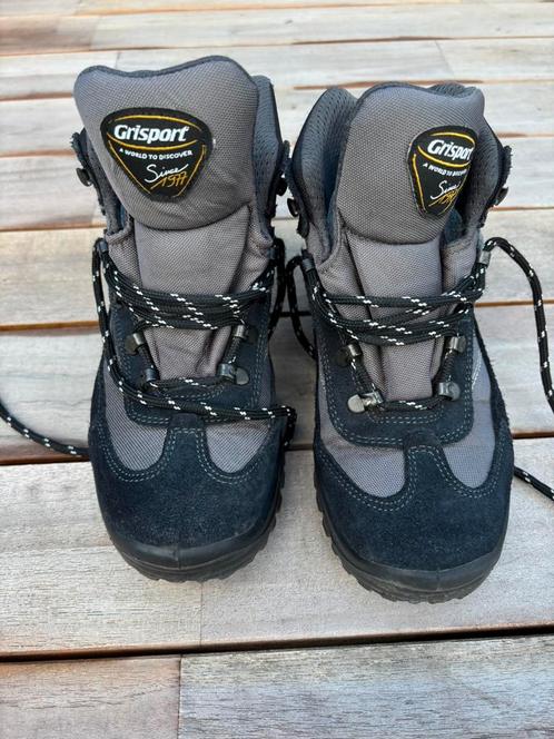 Chaussures de randonnée Grisport taille 38, Sports & Fitness, Alpinisme & Randonnée, Comme neuf, Enlèvement ou Envoi