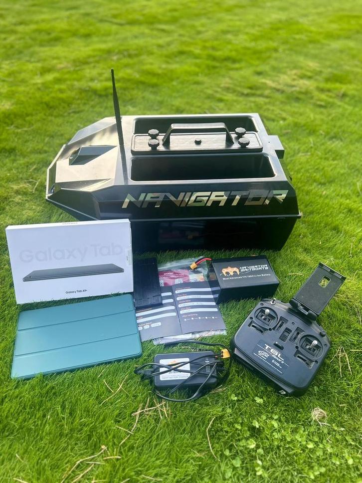 Navigator voerboot met Dragonfly 5 pro & GPS, Watersport en Boten, Hengelsport | Karpervissen, Zo goed als nieuw, Ophalen