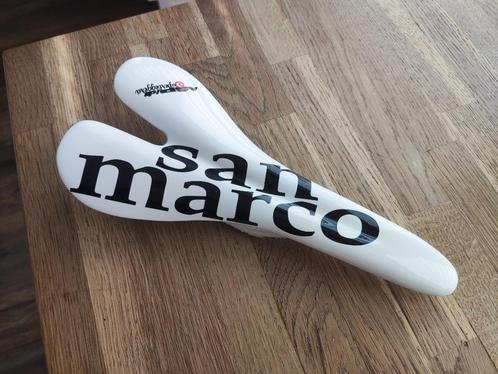 Nieuw San Marco carbon zadel – wit, super lichtgewicht ‍️, Fietsen en Brommers, Fietsonderdelen, Nieuw, Racefiets, Zadel, Ophalen of Verzenden