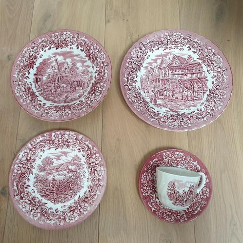 Vaisselle Ironstone anglaise rouge 19 pièces, Antiquités & Art, Antiquités | Services (vaisselle) complet, Enlèvement ou Envoi