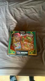 Pokemon Vmax Dragons Premium collection box, Ophalen of Verzenden, Nieuw, Boosterbox, Foil