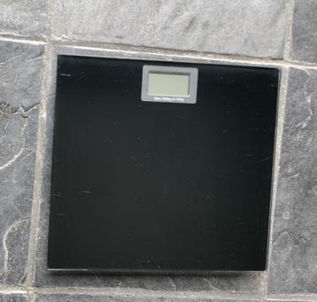 Personenweegschaal Medisana type EB607, digitaal beschikbaar voor biedingen