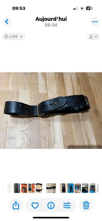 Ancien ceinturon cuir . beschikbaar voor biedingen
