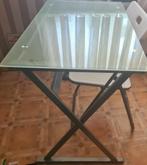 Glazen bureau plus stoel, Huis en Inrichting, Tafels | Eettafels, Ophalen of Verzenden, Zo goed als nieuw, Glas