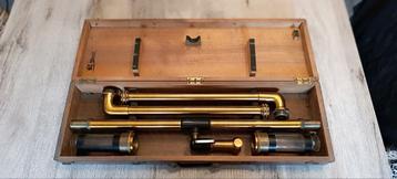 Niveau d'eau d'en cuivre instrument de géomètre  beschikbaar voor biedingen