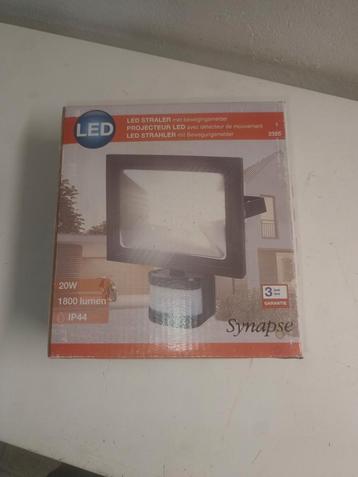 Led verlichting spot met detector / nieuw beschikbaar voor biedingen
