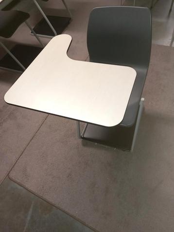 Schoolbanken cruzer vanerum beschikbaar voor biedingen