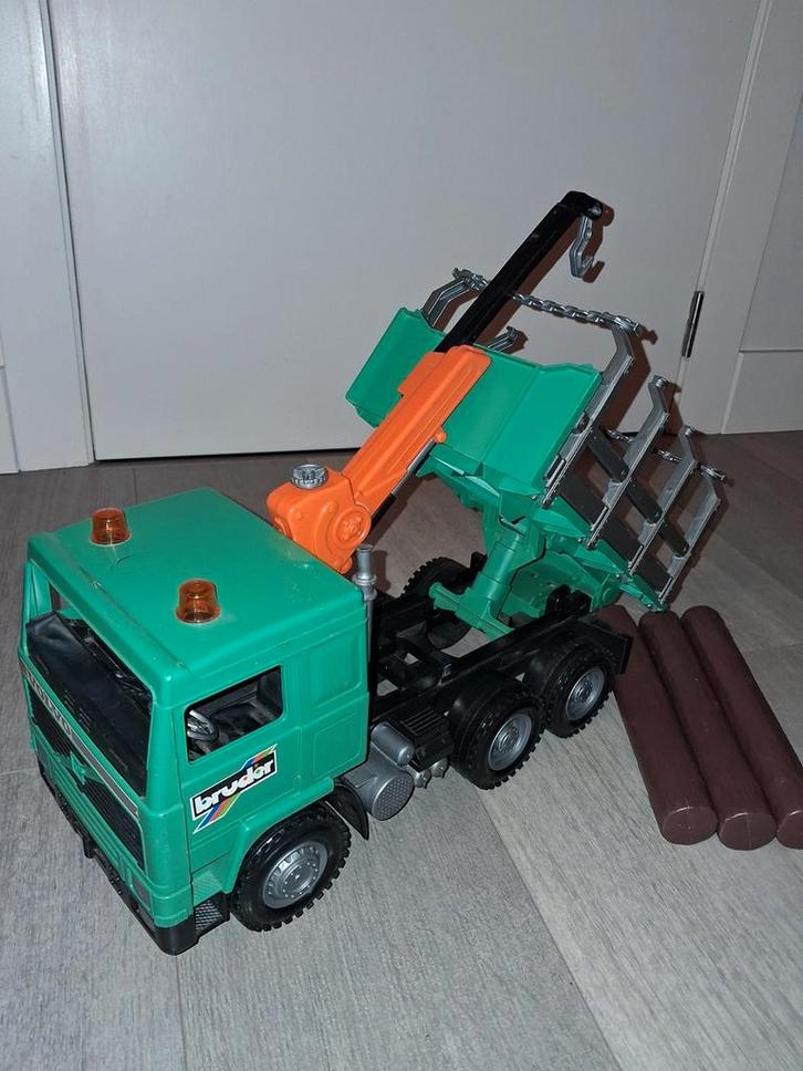 Bruder houttransport vrachtwagen, Kinderen en Baby's, Speelgoed |Speelgoedvoertuigen, Gebruikt, Ophalen