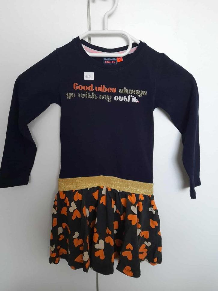Kleedje Tom-Du maat 104/110, Kinderen en Baby's, Kinderkleding | Maat 104, Gebruikt, Meisje, Jurk of Rok, Ophalen of Verzenden