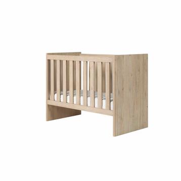 Baby bedje beschikbaar voor biedingen