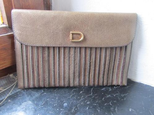 DELVAUX beige gevlochten portemonnee-portemonnee met logo, Handtassen en Accessoires, Tassen | Damestassen, Beige, Verzenden