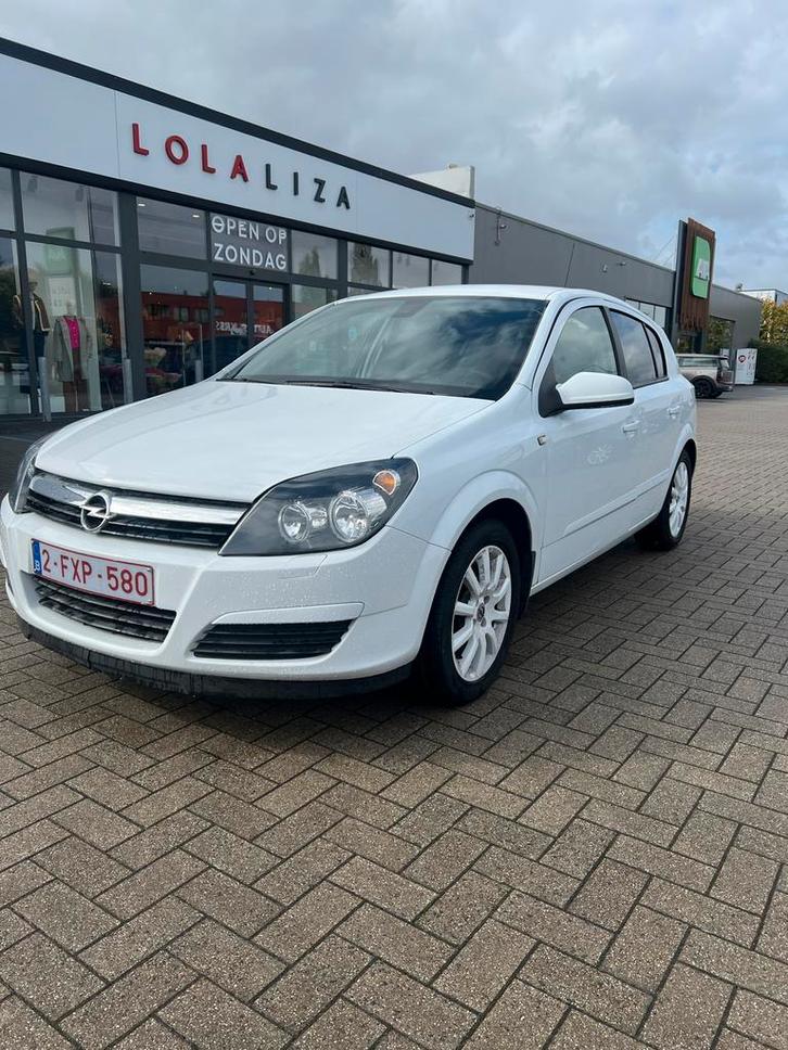 Opel astra H., Auto's, Opel, Particulier, Astra, Benzine, Euro 5, Wit, Zwart, Dealer onderhouden, Onderhoudsboekje, Ophalen of Verzenden