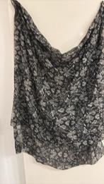 Sjaal, Ophalen of Verzenden, Zo goed als nieuw, Sjaal