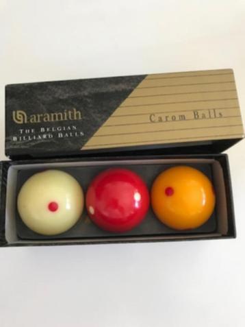 Biljartballen beschikbaar voor biedingen