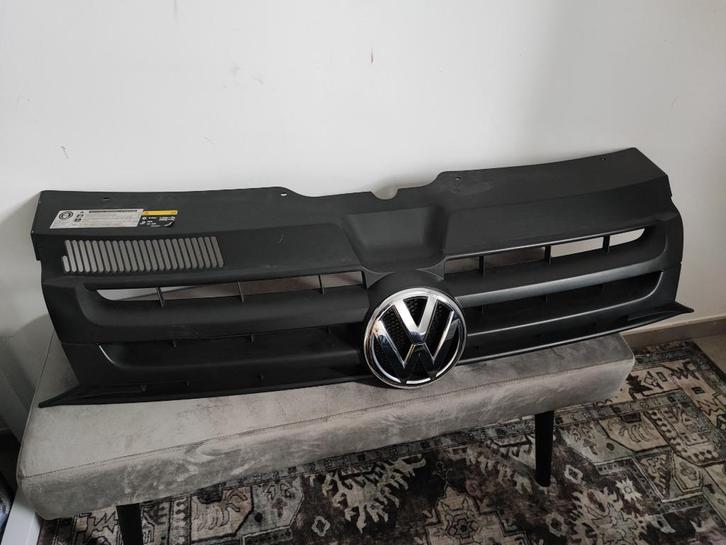Grill VW T5 Transporter/ Multivan (origineel) 2003-2015, Auto-onderdelen, Carrosserie, Volkswagen, Voor, Gebruikt, Ophalen of Verzenden