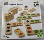 Plan Toys Domino Fruit en Groenten Veggie houten stenen spel, Hobby en Vrije tijd, Verzenden, Zo goed als nieuw