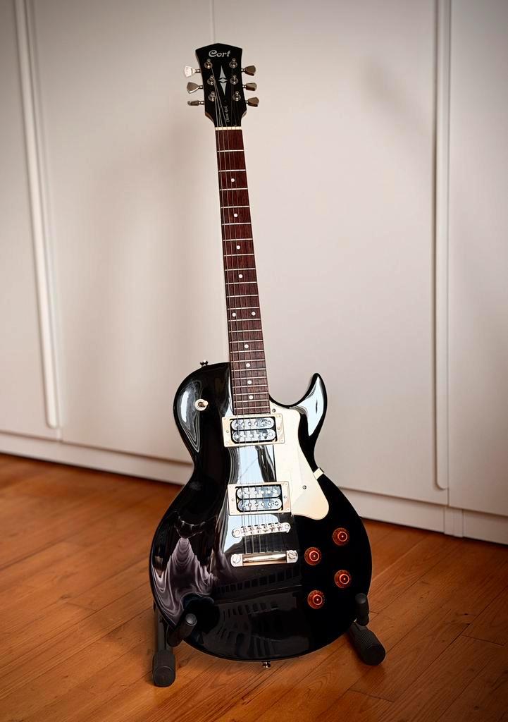 Cort CR100 électrique noire comme neuve + gigbag Fazley, Musique & Instruments, Instruments à corde | Guitares | Électriques, Comme neuf