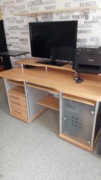 Bureel meubel in lichte hout kleur., Huis en Inrichting, Ophalen, Zo goed als nieuw, Bureau