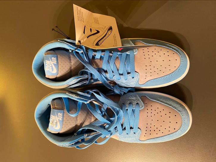 Air Jordan 1 Zoom CMFT2 (Nieuw in doos!) Maat 40.5, Kleding | Dames, Schoenen, Nieuw, Sneakers, Blauw, Ophalen of Verzenden