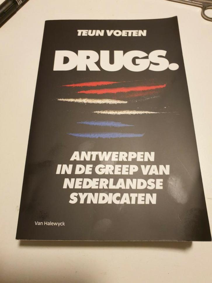 Teun Voeten - Drugs.  Antwerpen in de greep van NLsyndicaten, Boeken, Politiek en Maatschappij, Zo goed als nieuw, Ophalen of Verzenden