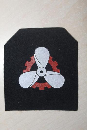 Marine badge  beschikbaar voor biedingen