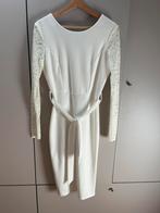 Witte jurk met kanten mouwen, Ophalen of Verzenden, Zo goed als nieuw, Maat 38/40 (M)
