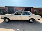 MERCEDES W123 AUTOMAAT DIESEL 240d, Auto's, Automaat, 4 deurs, Achterwielaandrijving, Beige